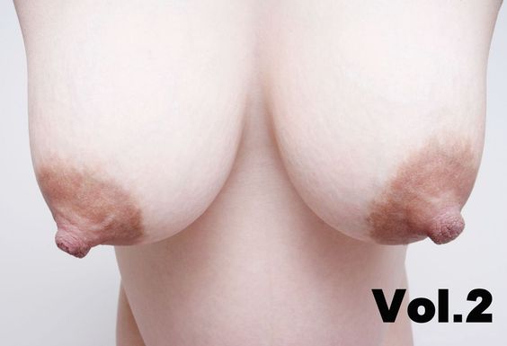 奇妙な奇形乳輪エロ画像 (9)