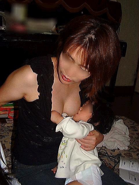 画像 授乳中に見える産後若妻の巨乳化した血管おっぱいwwww エロ画像ちゃぼらんぷ